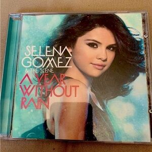 Selena Gomez Year without a rain cd 1 FAST DAY SHIPPING